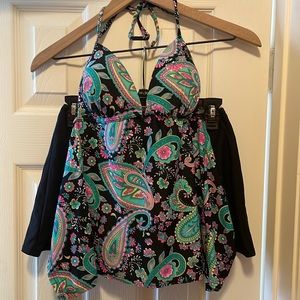 Two piece tankini/skort style swim suite size medium